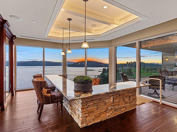 2nd image of 2031 S Island Green Dr