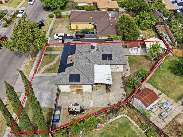 4867 E Leisure Ave, Fresno, CA 93727