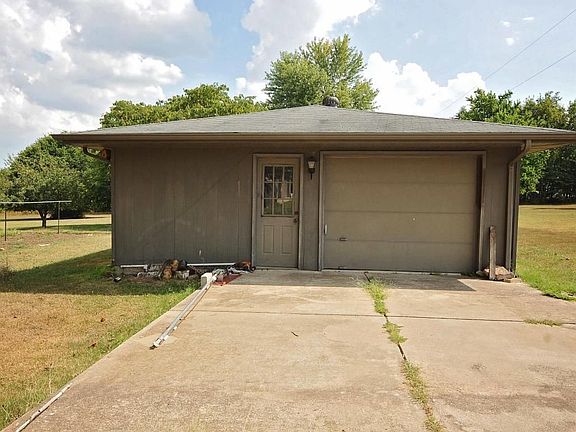 4th image of 2506 W Pinewood Dr