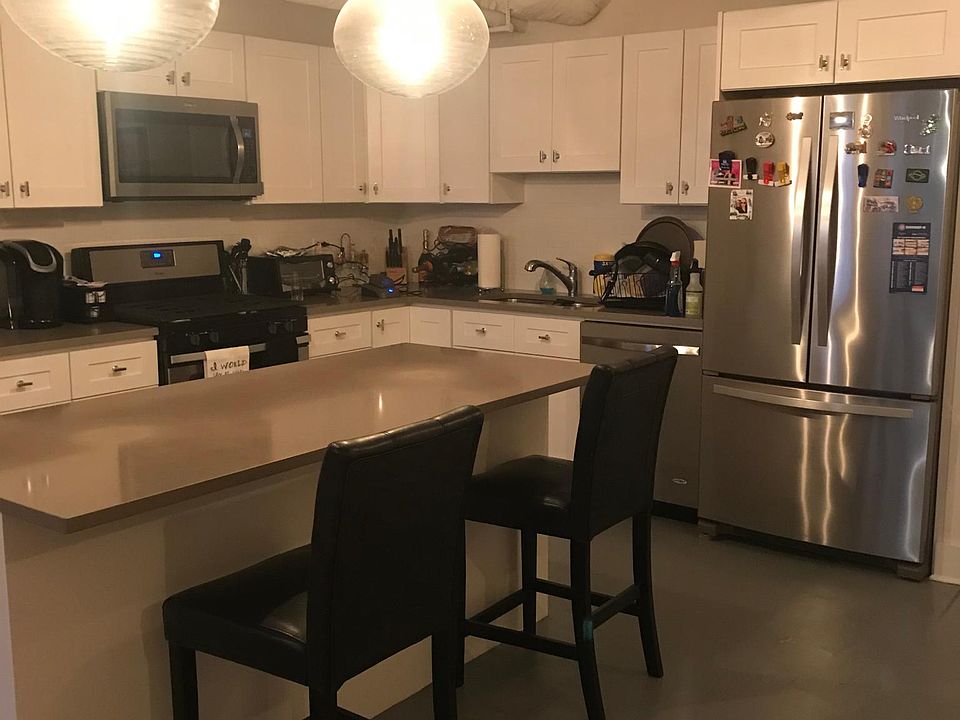 1st image of 5424 N Wayne Ave APT B