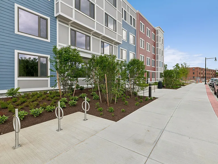 40 & 50 Great Brook Valley Ave — Photo 8