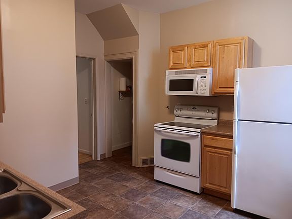 3rd image of 514-524 17th Ave E #1