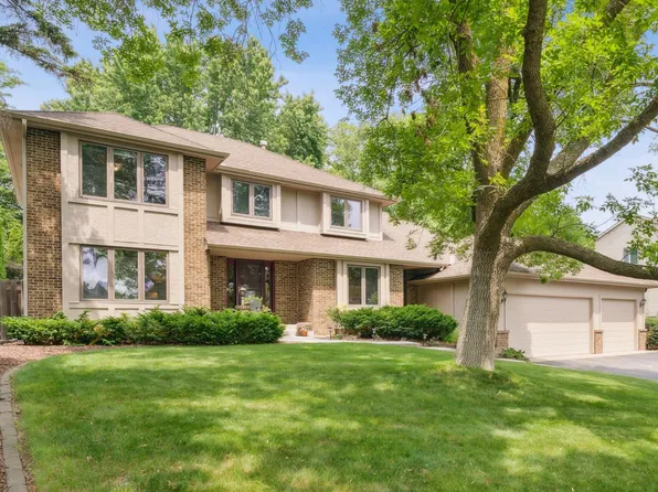 13116 Highpoint Curv, Burnsville, MN 55337