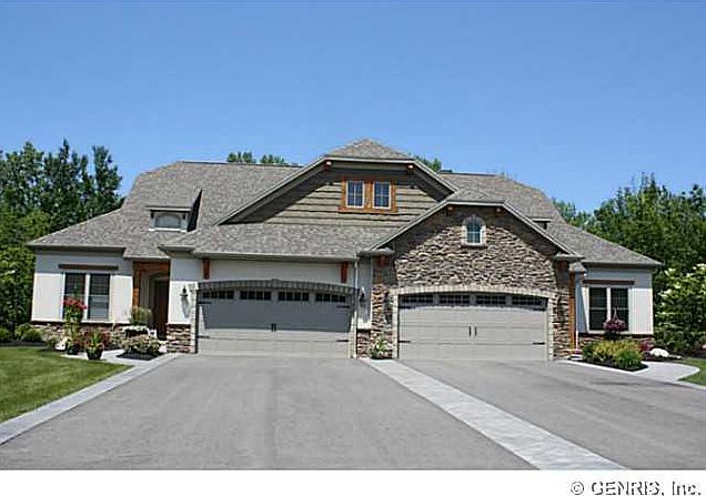 1st image of 15 Aviamore Dr