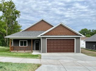 607 S Wisconsin Ave, Rice Lake, WI 54868