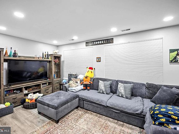 3rd image of 56 Dogwood Ln #D-7