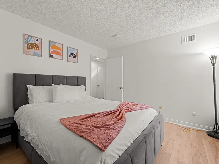 3258 Kirkham Dr — Photo 21