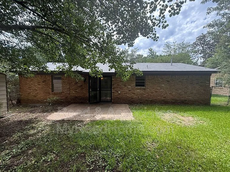 4210 Kerwin Dr — Photo 12
