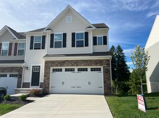 51 Pine Ave, Peninsula, OH 44264