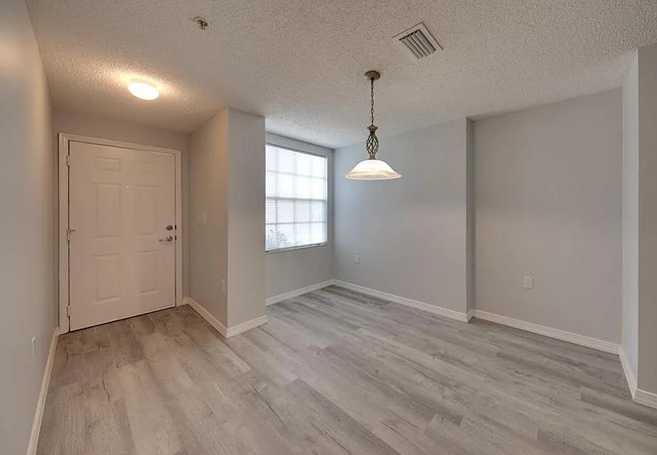 5601 Bentgrass Dr — Photo 4