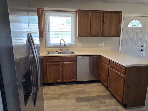 2501 N Main St, Lincoln, NE 68521
