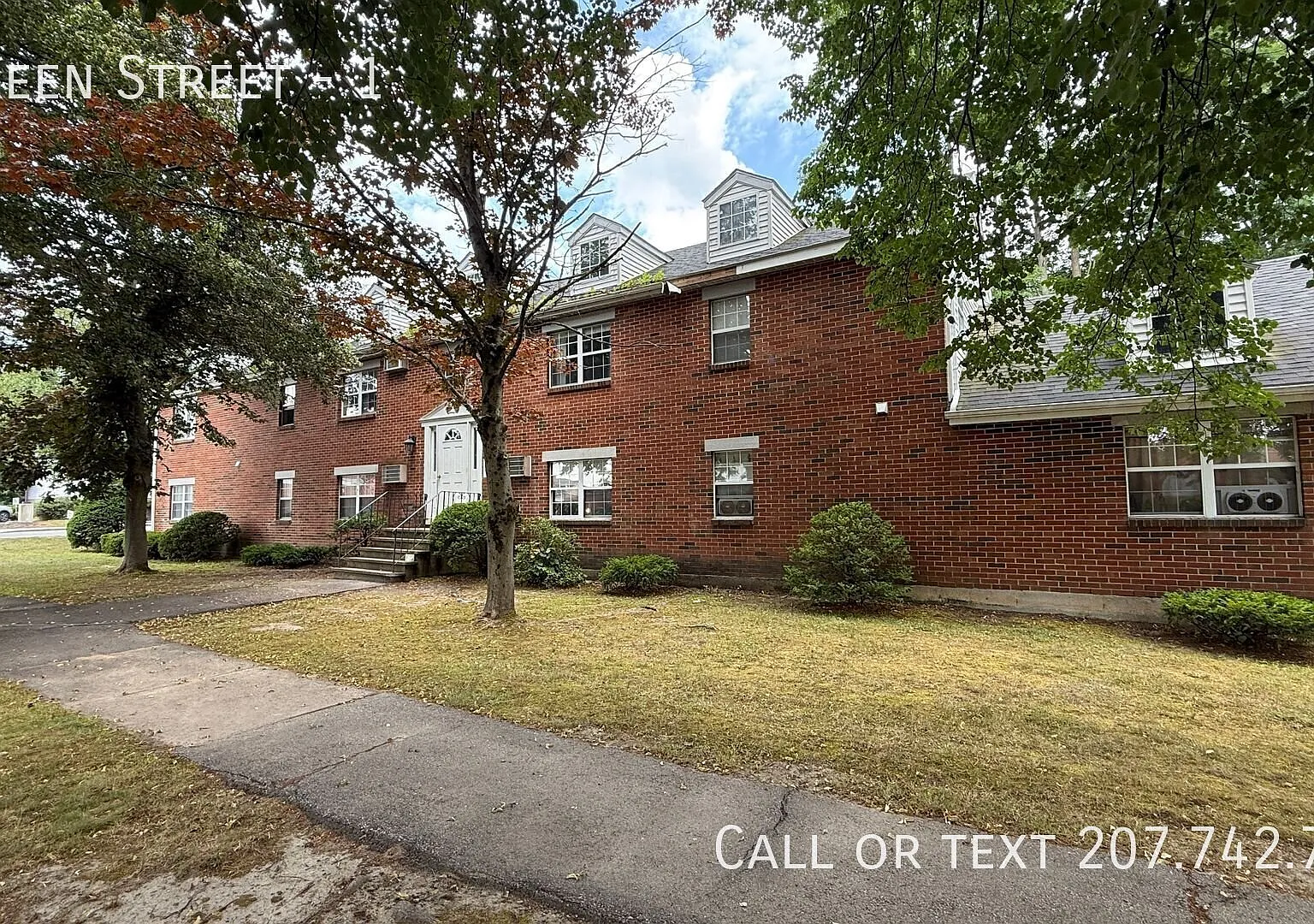 Great 1 Bedroom Apartment in Downntown Dover with Heat and Hot Water Included! — Photo 1