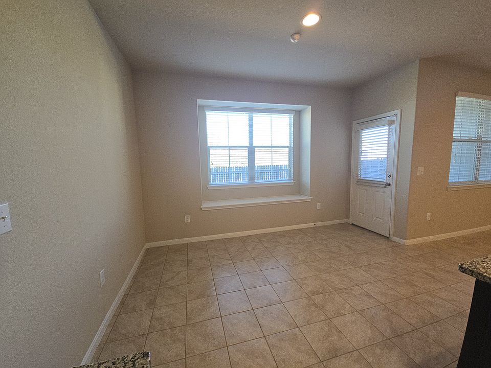 Dining area with bay window