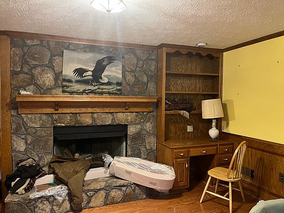 3rd image of 1255 Smithdale Rd