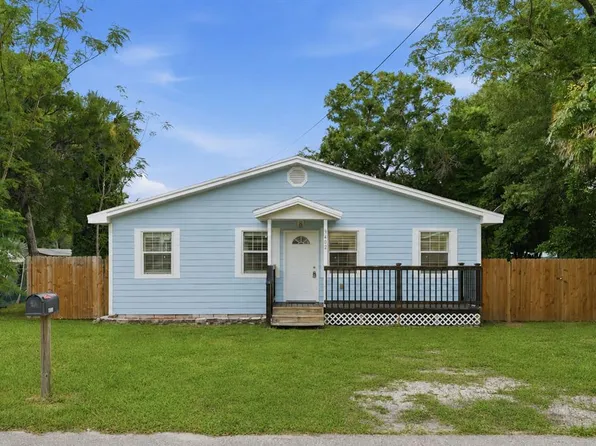 9402 N 12th St, Tampa, FL 33612