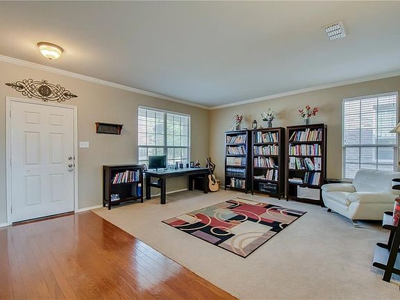 3rd image of 9107 Rainland Dr