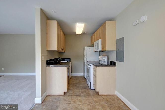 2nd image of 1001 Chillum Rd APT 315
