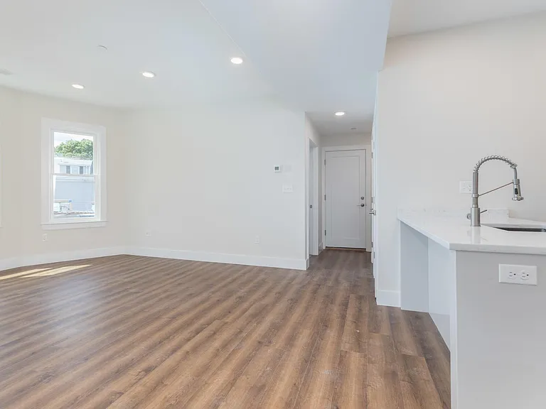 843 Columbia Rd #2 — Photo 10