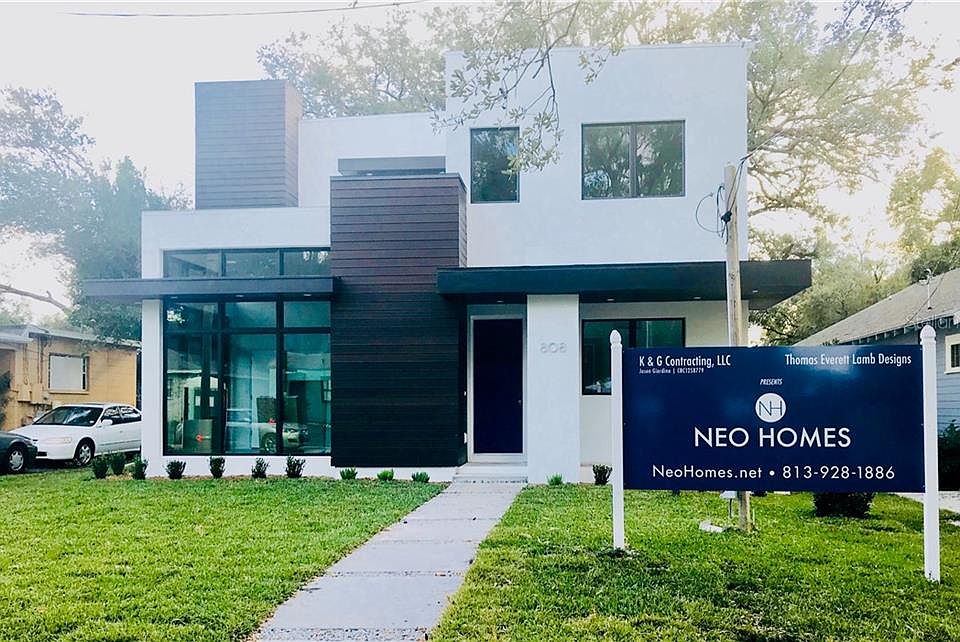 1st image of 306 W Amelia Ave
