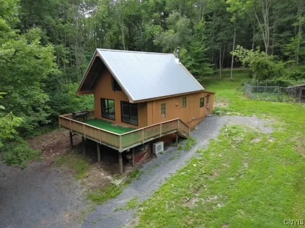 7733 W Keeney Rd, Truxton, NY 13158