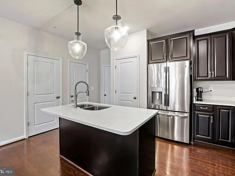 1102 Ribbon Limestone Ter SE — Photo 6
