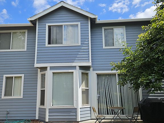 2nd image of 1214 SE 179th Ave