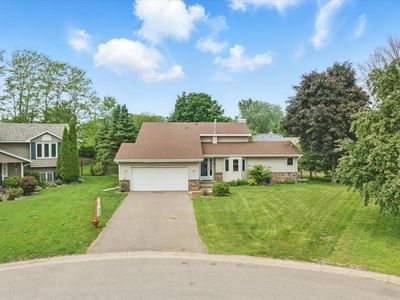 5492 Golfview Pl N, Oakdale, MN, 55128