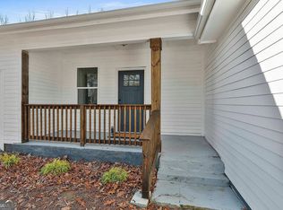 134 Colley St, Grantville, GA 30220