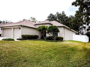 10812 Moss Island Dr, Riverview, FL 33569