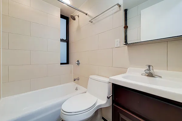 Rented by MAPT Residential LLC | media 9