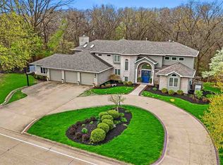 3711 Forest Gate Dr NE, Iowa City, IA 52240