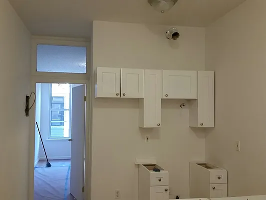 Rented by Roth Realty Management LLC | media 25