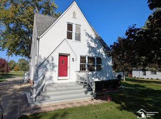 1945 Hollywood Dr, Monroe, MI 48162