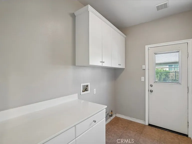 7961 Spaniel Ct — Photo 20