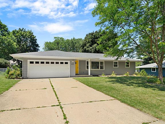 2nd image of 2727 Florann Dr
