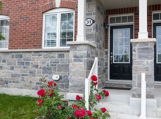 31 Jolly Way, Toronto, ON M1P 0E2