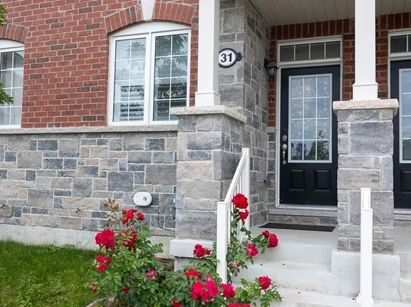 31 Jolly Way, Toronto, ON M1P 0E2