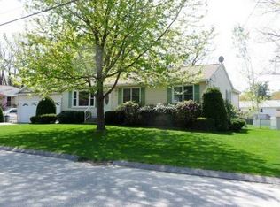 141 Birchcroft Rd, Leominster, MA 01453