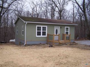 26404 Escapade Ln, Warsaw, MO 65355