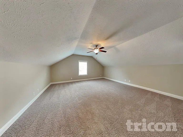 184 Fieldstone Ln — Photo 15