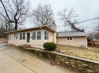 1413 S Sterling Ave, Independence, MO 64052