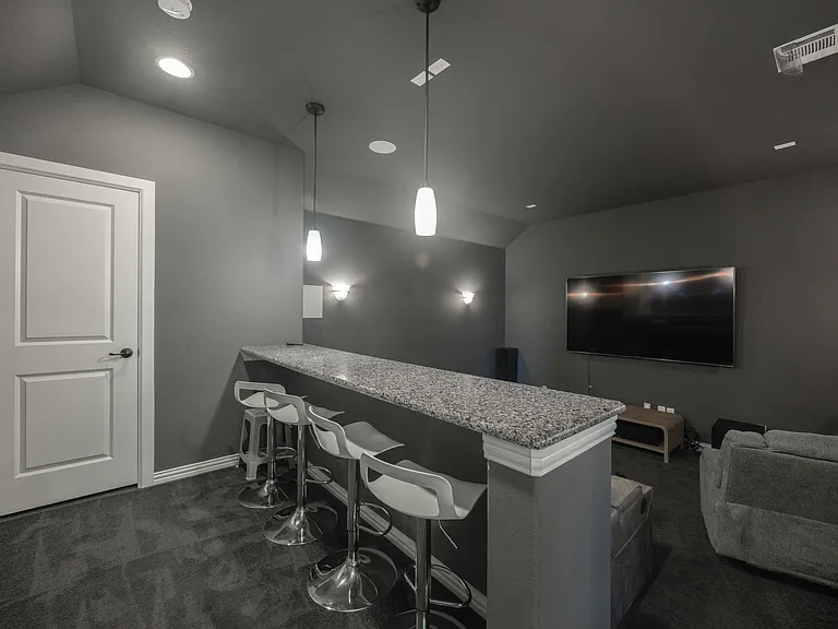 12824 Flatiron Trl — Photo 40