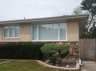 9740 Austin Ave, Oak Lawn, IL 60453
