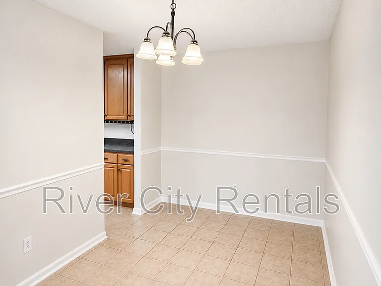 849 Candleknoll Ln — Photo 10
