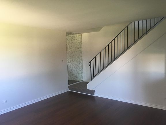2nd image of 2548 Berkshire Ct
