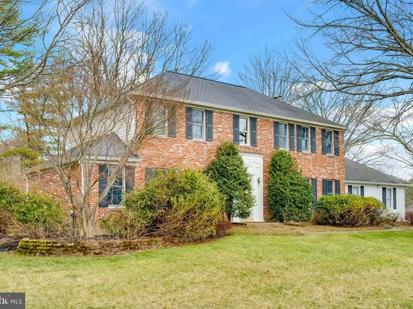 1953 Standiford Dr, Malvern, PA 19355