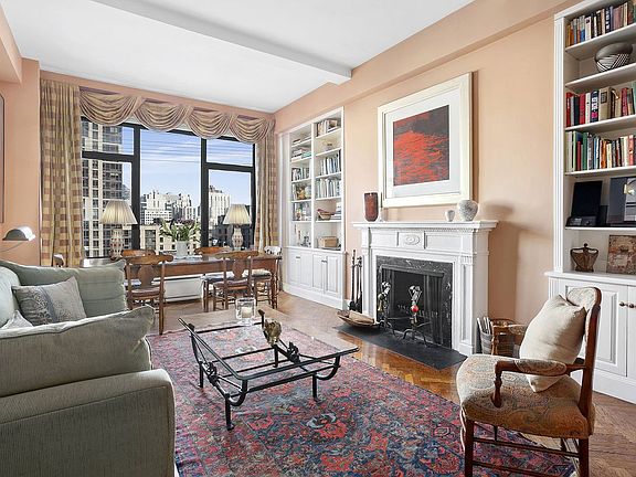 4th image of 1076 1st Ave #12E