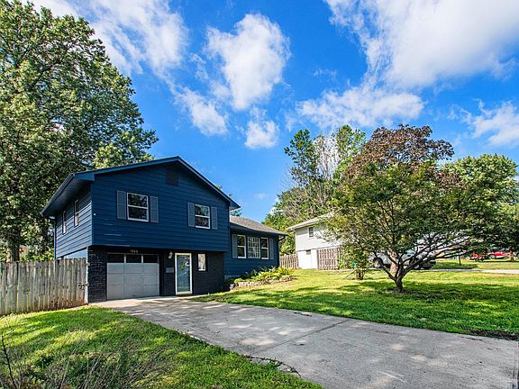 3rd image of 3526 S Rogers Ln