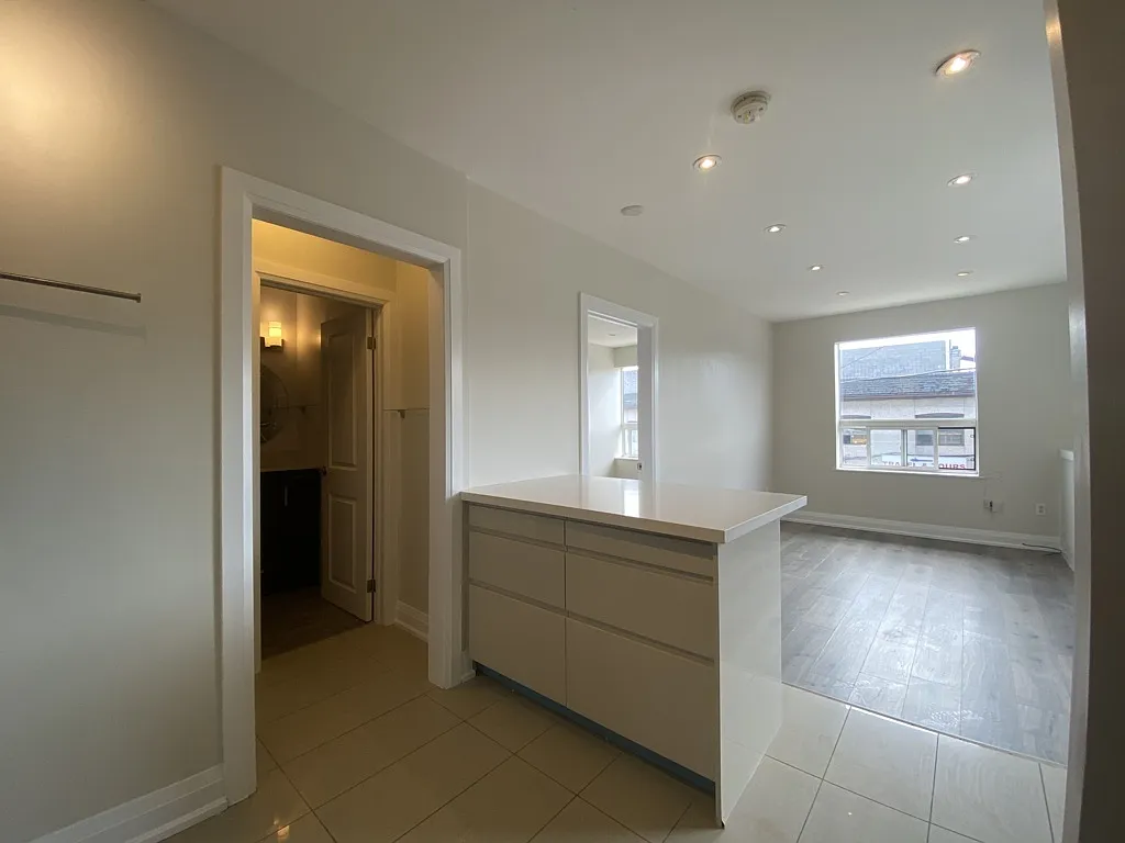 7 Caithness Ave - 4 — Photo 4