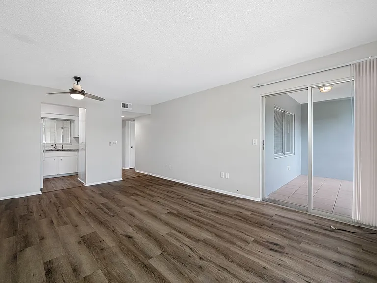 600 S Betty Ln — Photo 6